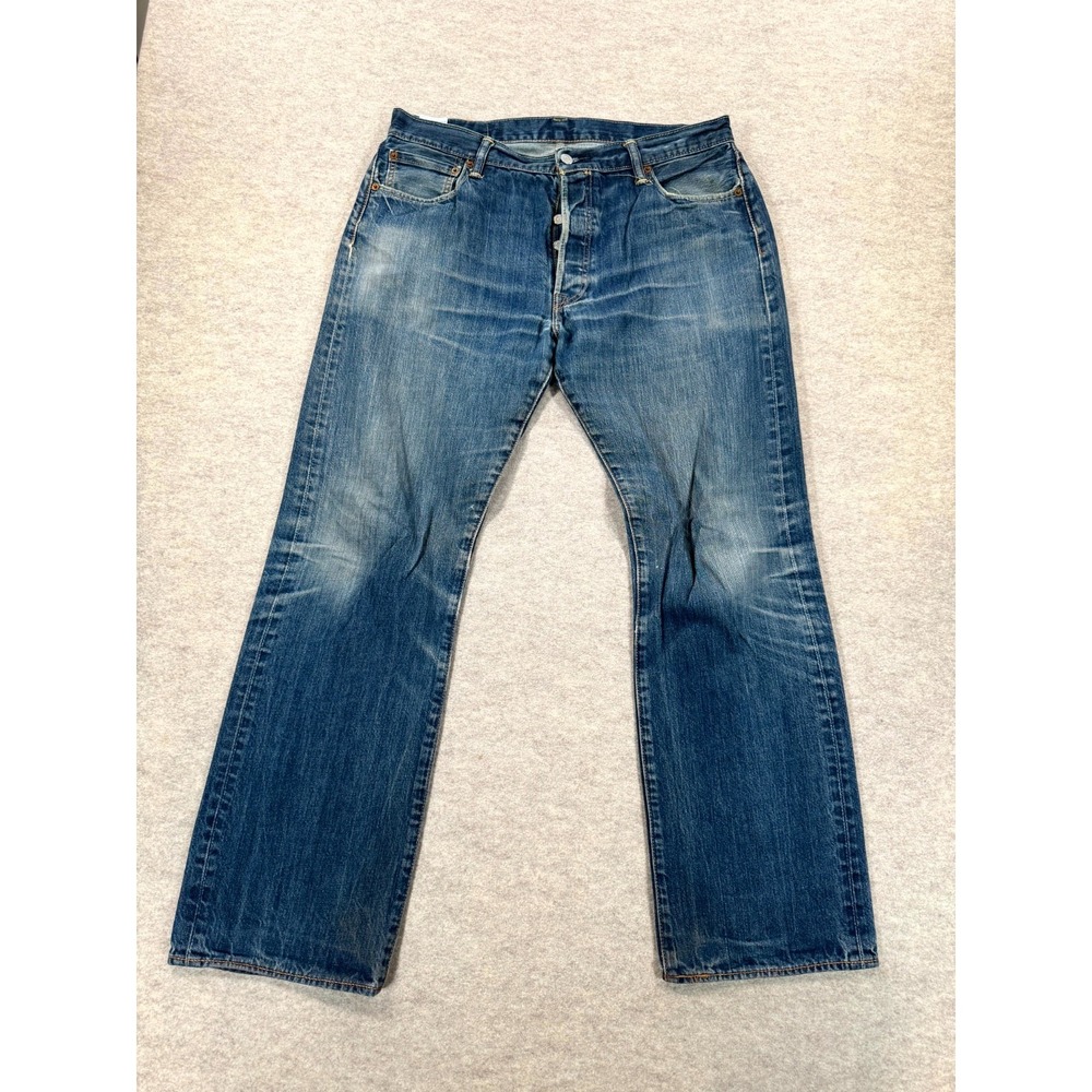 Levi's 501 Jeans Mens 36x32 Blue Denim Cotton Whiskering Button Fly Straight Leg